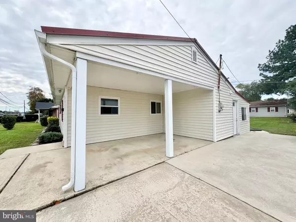 Dover, DE 19904,1424 S GOVERNORS AVE