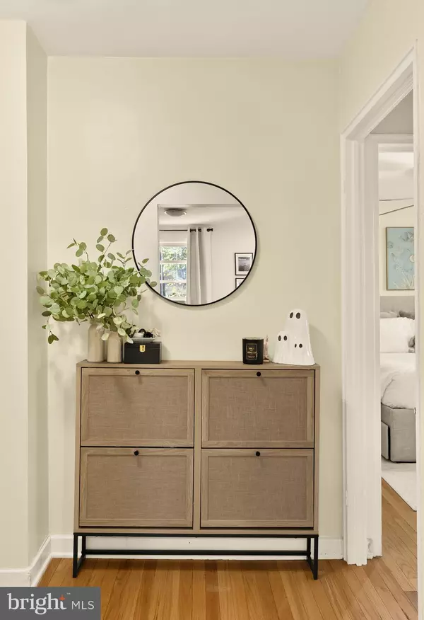 Silver Spring, MD 20910,2208 COLSTON DR #C-302