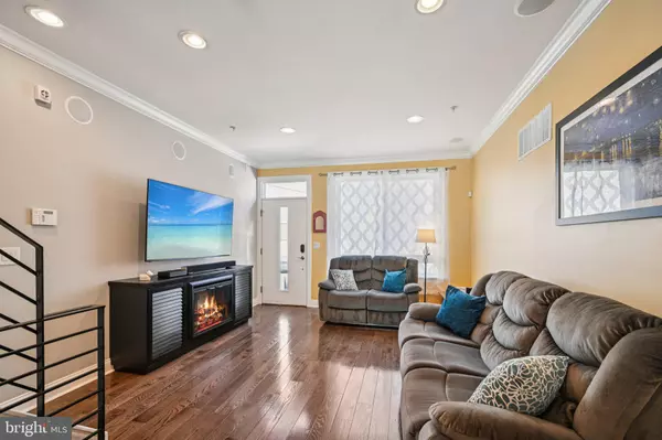 Philadelphia, PA 19121,1728 N LAMBERT ST