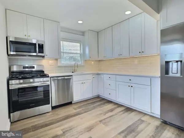 Dundalk, MD 21222,214 PARKWOOD