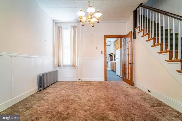 York, PA 17403,808 E PHILADELPHIA ST