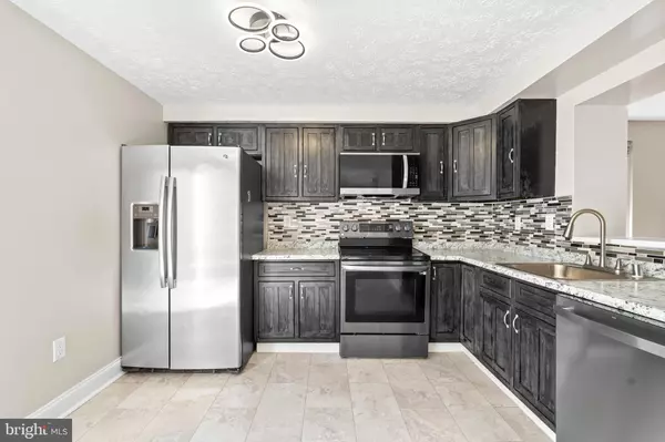 Elkridge, MD 21075,6078 ROCK GLEN DR