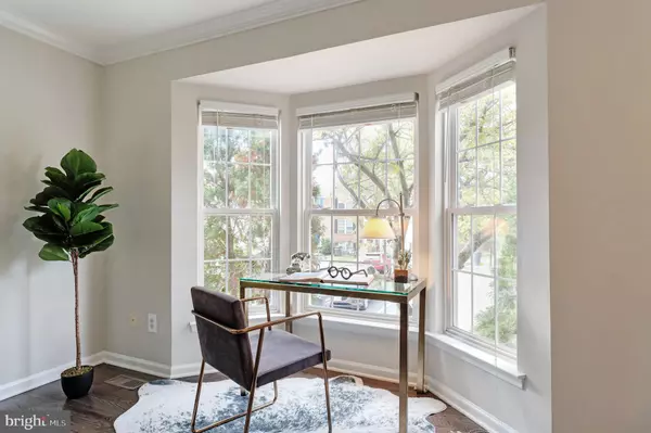 Sterling, VA 20166,23032 POTOMAC HILL SQ