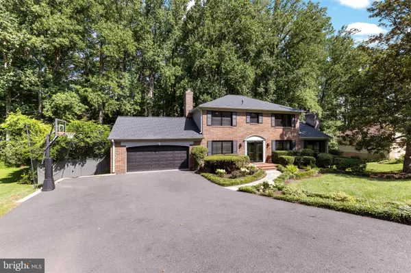 Fairfax, VA 22031,8908 LYNNHURST DR