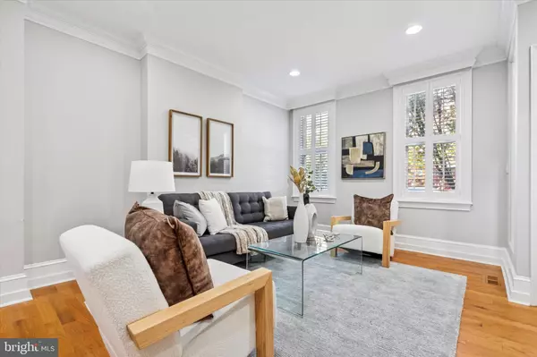 Philadelphia, PA 19130,2534 BROWN ST