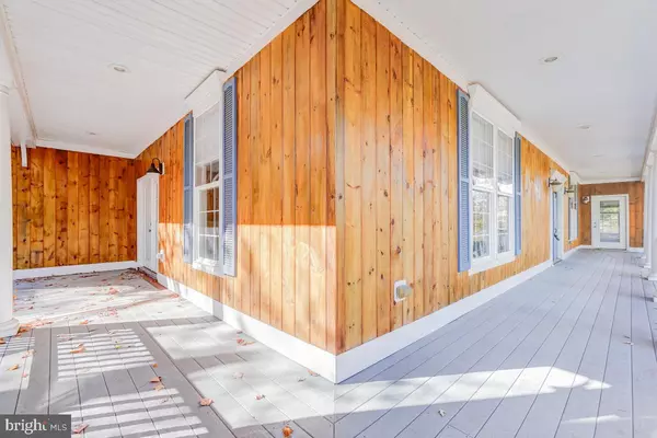 Manassas, VA 20110,8513 THOMAS DR