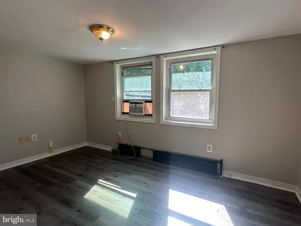 Collingdale, PA 19023,720 CLIFTON AVE