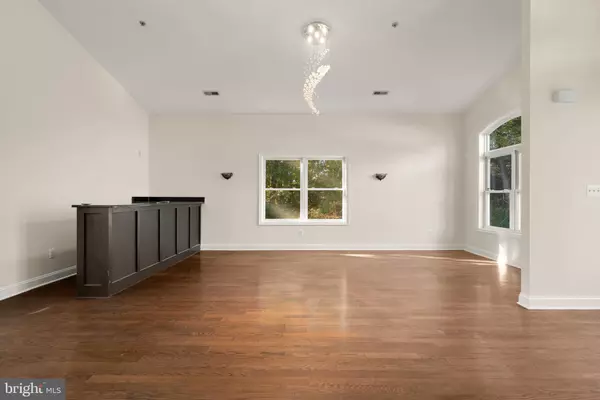 Severn, MD 21144,1207 THOMPSON AVE