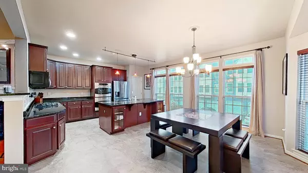 12 FAWN CT, Delran, NJ 08075