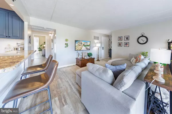 Alexandria, VA 22303,2650 REDCOAT DR #3D