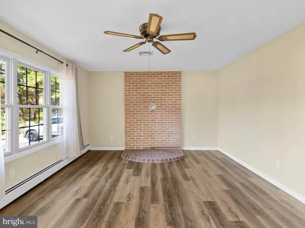 Denton, MD 21629,121 EDENTON LN