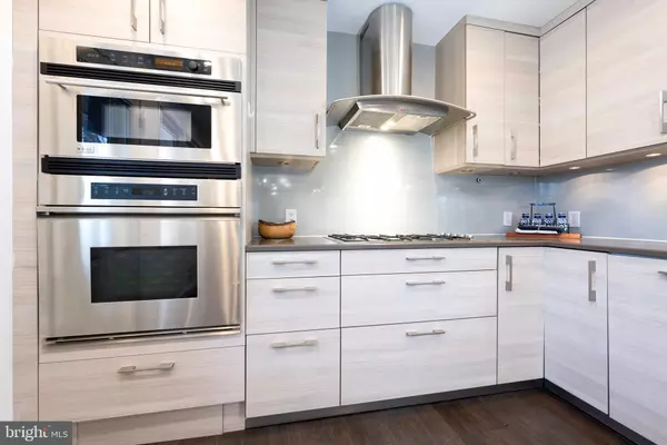 North Bethesda, MD 20852,6905 BREEZEWOOD TER #.