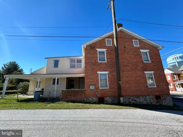 Littlestown, PA 17340,61 E KING ST