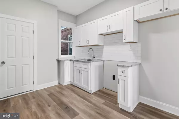 Philadelphia, PA 19140,3545 N 11TH ST #2F