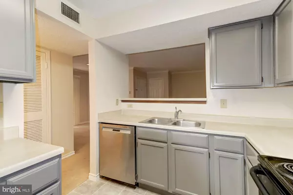 Mclean, VA 22102,1511 LINCOLN WAY #104