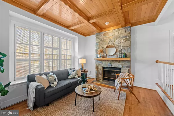 Bethesda, MD 20817,8025 RISING RIDGE RD