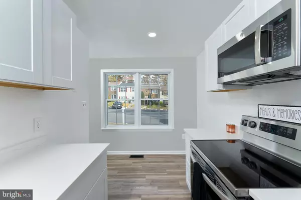 Woodbridge, VA 22192,12346 WOODLAWN CT