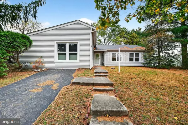 Sicklerville, NJ 08081,4 PARKHILL LN