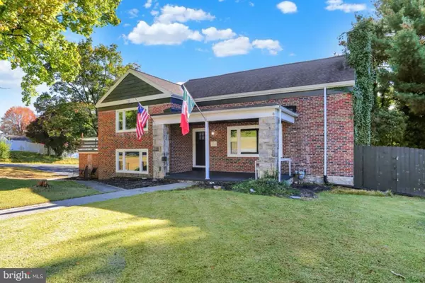 923 CARSONIA AVE, Reading, PA 19606