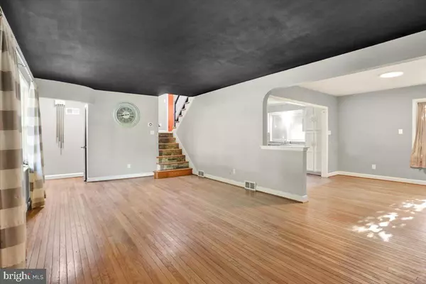 Reading, PA 19606,923 CARSONIA AVE