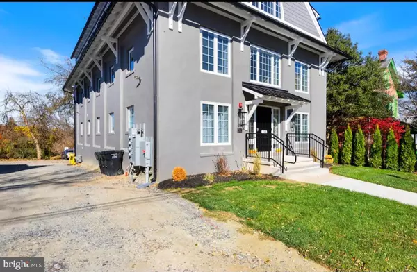 Kennett Square, PA 19348,215 E LINDEN ST #UNIT 3