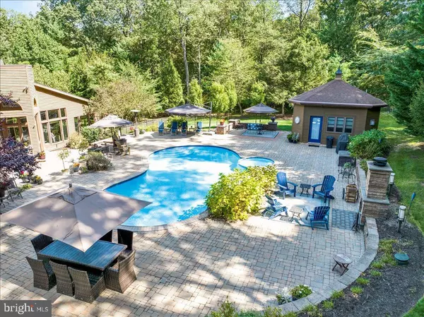 Reading, PA 19607,8 HESSIAN BLVD