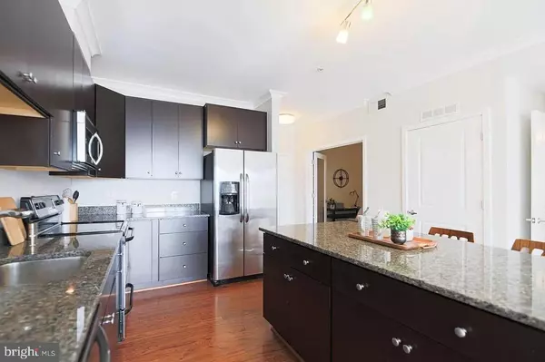 Alexandria, VA 22314,815 N PATRICK ST #406