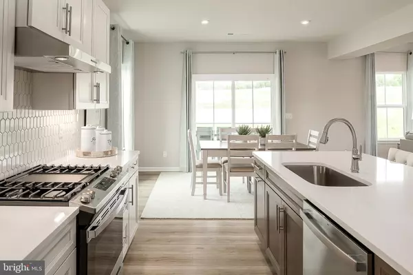 Martinsburg, WV 25403,1112 SANTIAGO CIR