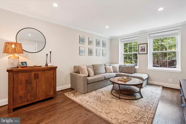 Arlington, VA 22206,4902 29TH RD S #A2