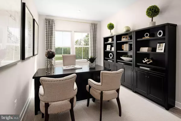 Martinsburg, WV 25403,1912 CARACAS BLVD