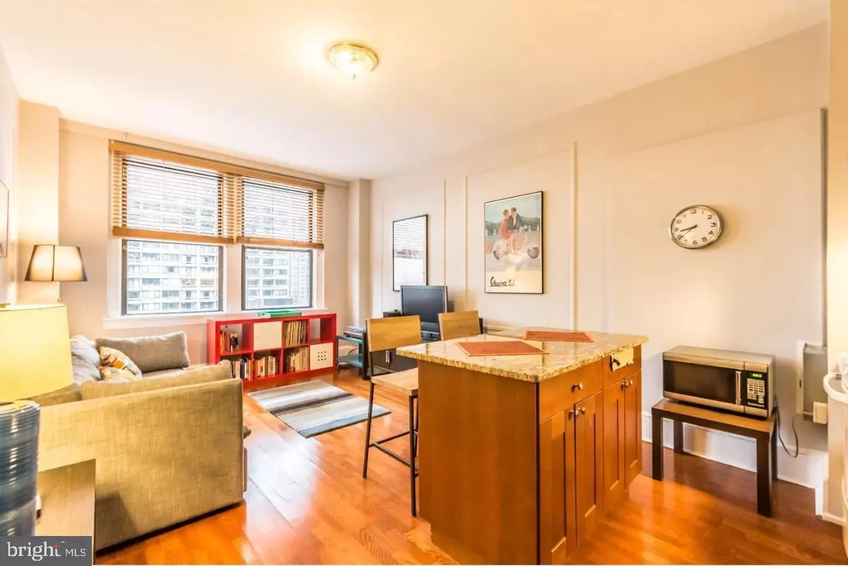 Philadelphia, PA 19107,1324 LOCUST ST #1125