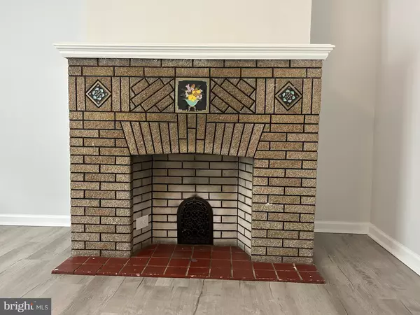 Philadelphia, PA 19139,5519 RACE ST