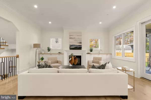 Bethesda, MD 20817,9105 SEVEN LOCKS RD