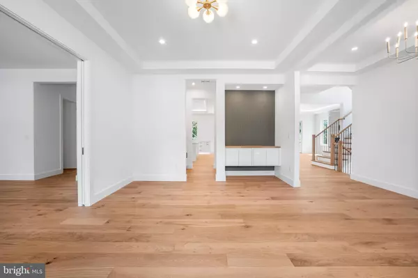 Great Falls, VA 22066,9420 VERNON DR