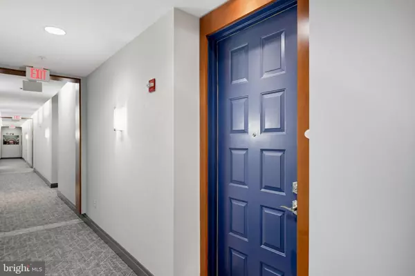 Arlington, VA 22213,2200 N WESTMORELAND ST #202