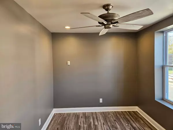 Trenton, NJ 08609,835 E STATE ST #2