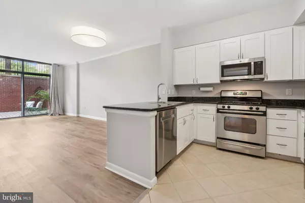 Arlington, VA 22201,1021 N GARFIELD ST #B39