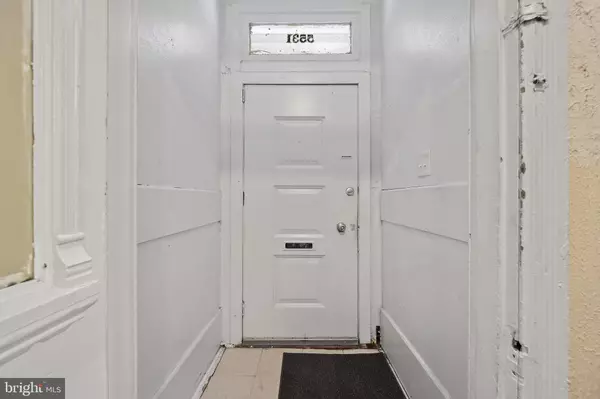 Philadelphia, PA 19131,5531 POPLAR ST