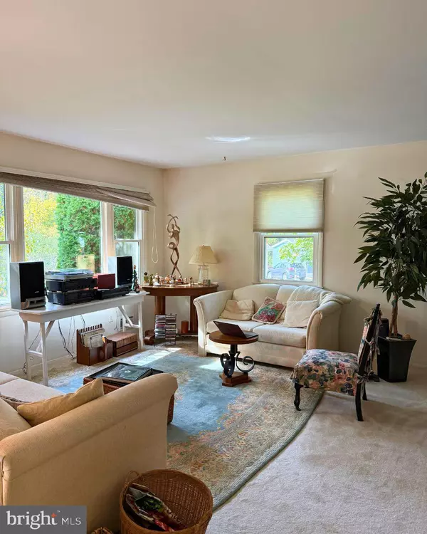 Arnold, MD 21012,1419 MARINER DR