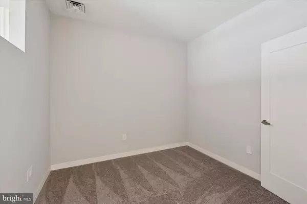Philadelphia, PA 19112,1225 CONSTITUTION AVE #2662