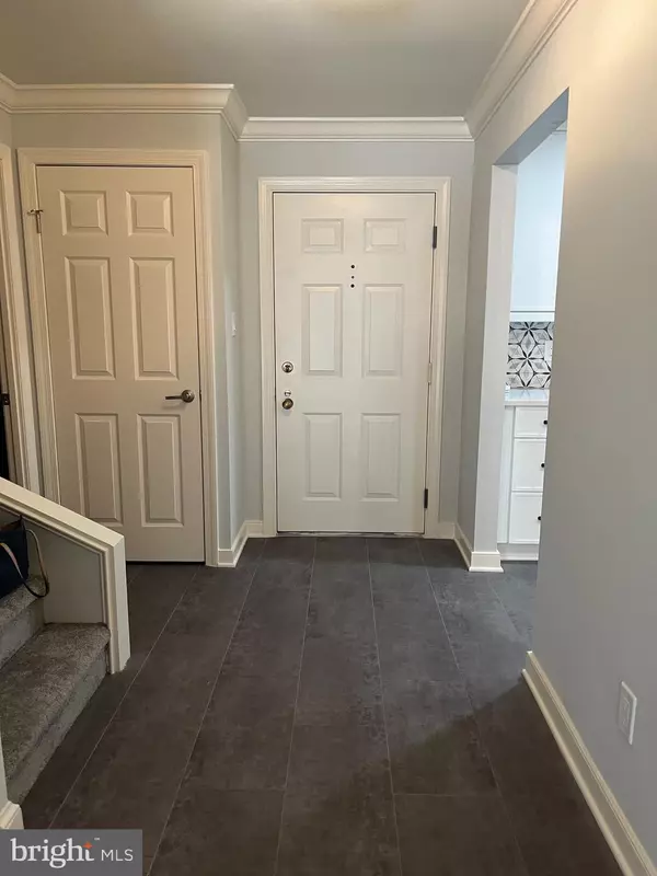 Rockville, MD 20852,11430 STRAND DR #110