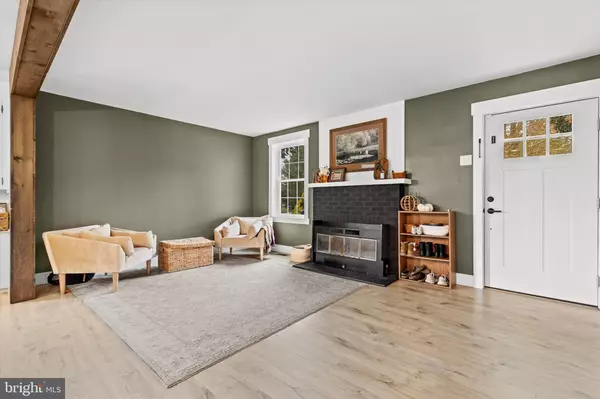 Lebanon, PA 17042,814 REX AVE