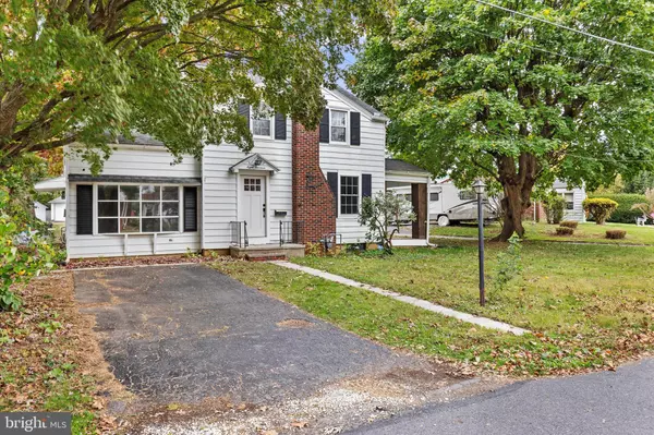 814 REX AVE, Lebanon, PA 17042