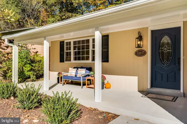 Fairfax, VA 22032,5207 STONINGTON DR