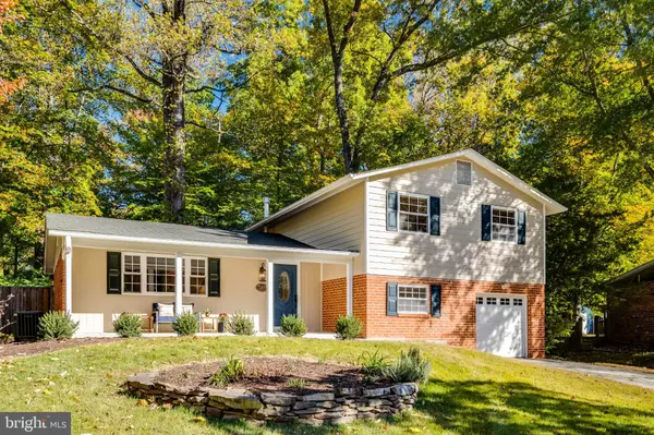 Fairfax, VA 22032,5207 STONINGTON DR