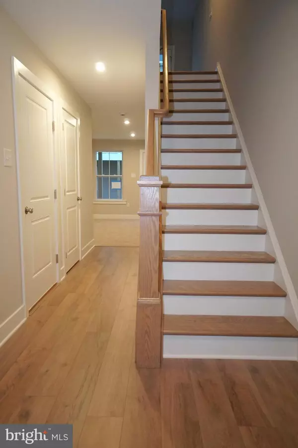 Lansdale, PA 19446,402 SYDNEY LN