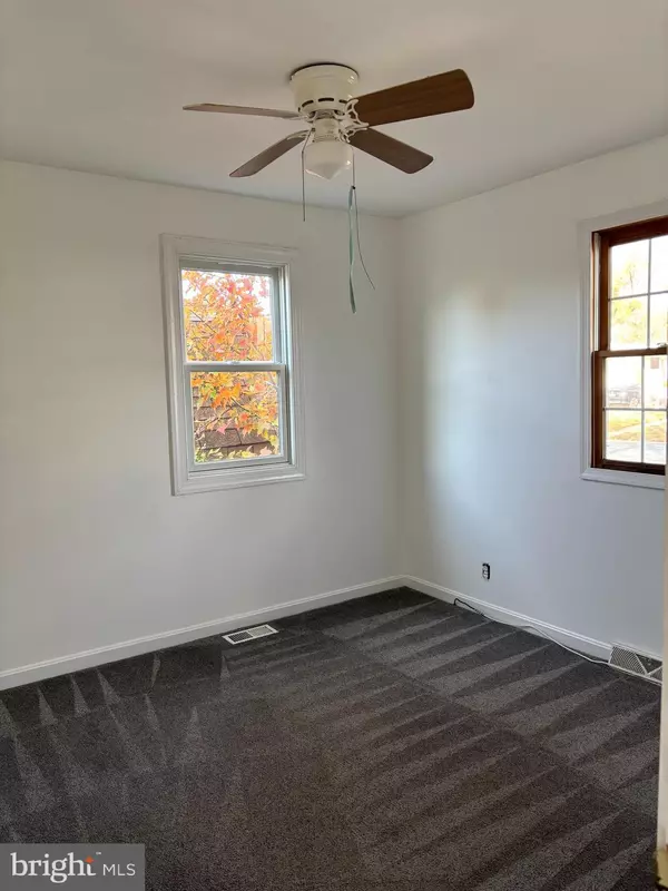 Elkton, MD 21921,14 APPLE LN