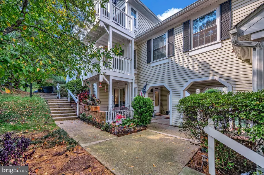 2921-A S WOODLEY ST #1, Arlington, VA 22206