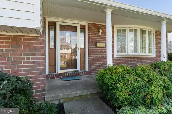 Lutherville Timonium, MD 21093,119 E PADONIA RD