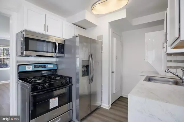 Capitol Heights, MD 20743,-6029 MARTIN L KING JR CT